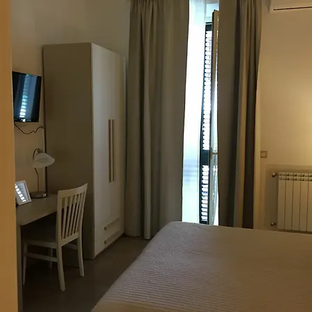 Cairoli 3*