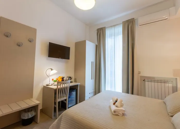 Cairoli Bed & Breakfast 3*
