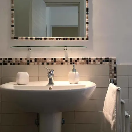 Cairoli Bed and breakfast