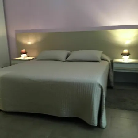 Cairoli Bed and Breakfast Μεσίνα