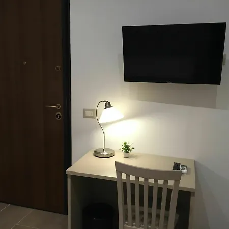 Cairoli Bed and Breakfast