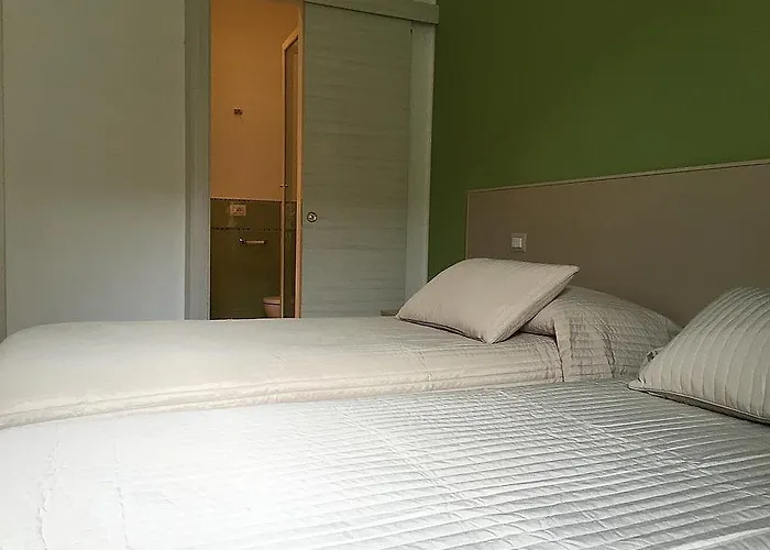 Nocleg ze śniadaniem Cairoli 4*